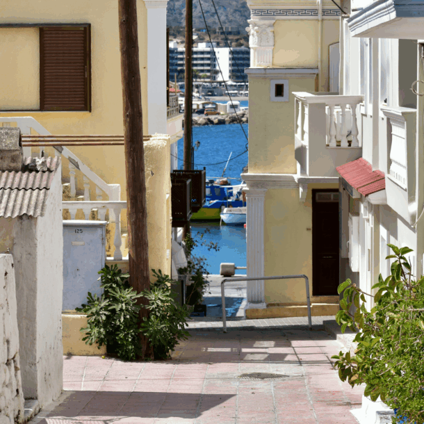 small streets in karpathos ramnus.gr